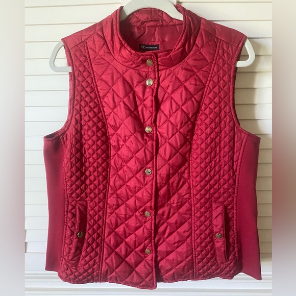 new directions Jackets & Blazers - new directions Quilted Red Snap-Front Vest